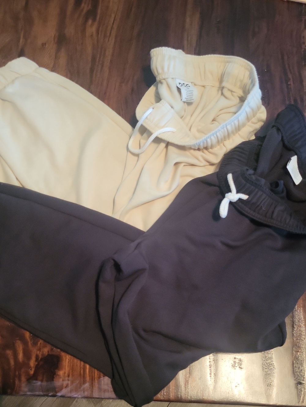 DSG Drawstring Jogger Pants - Cream & Black
